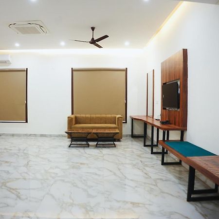 The Krati Resort And Convention Centre Bareli Exterior foto
